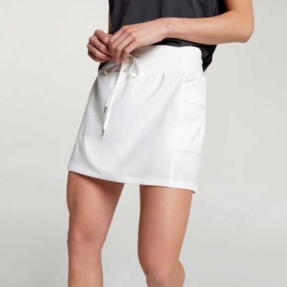 CALIA by Carrie Underwood Pants - NWT CALIA Truelight Cargo Skort Cloud Cover